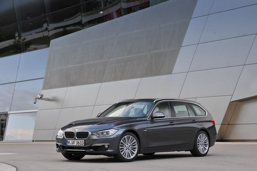  BMW 328i Touring Luxury 2012 года  (фото 127 из 200)